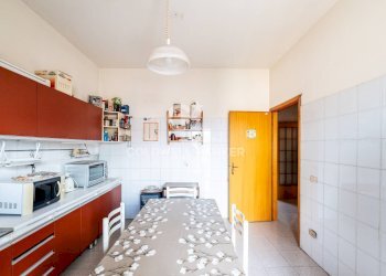 Foto 7 - Quadrilocale VIA ROMA
 
32, Camporotondo Etneo - foto 7