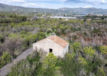 Foto 20 - Agricultural land Via Pietralonga
 
3, Mascali - photo 20