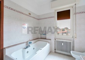 Bagno - Quadrilocale Via Daniele Comboni
 
24, Brescia - foto 24