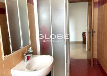 Bagno - Bilocale corso Martiri della Libertà, Ciriè - foto 11