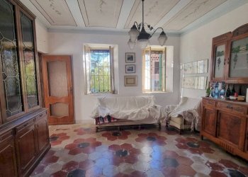 Salone - Rustic via Vinchio, Cortiglione - photo 4