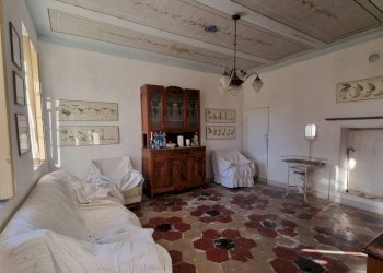 Salone - Rustic via Vinchio, Cortiglione - photo 5
