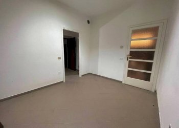 Stanza non arredata - Stabile - Palazzo via Padre Michele da Carbonara, Tortona - foto 12