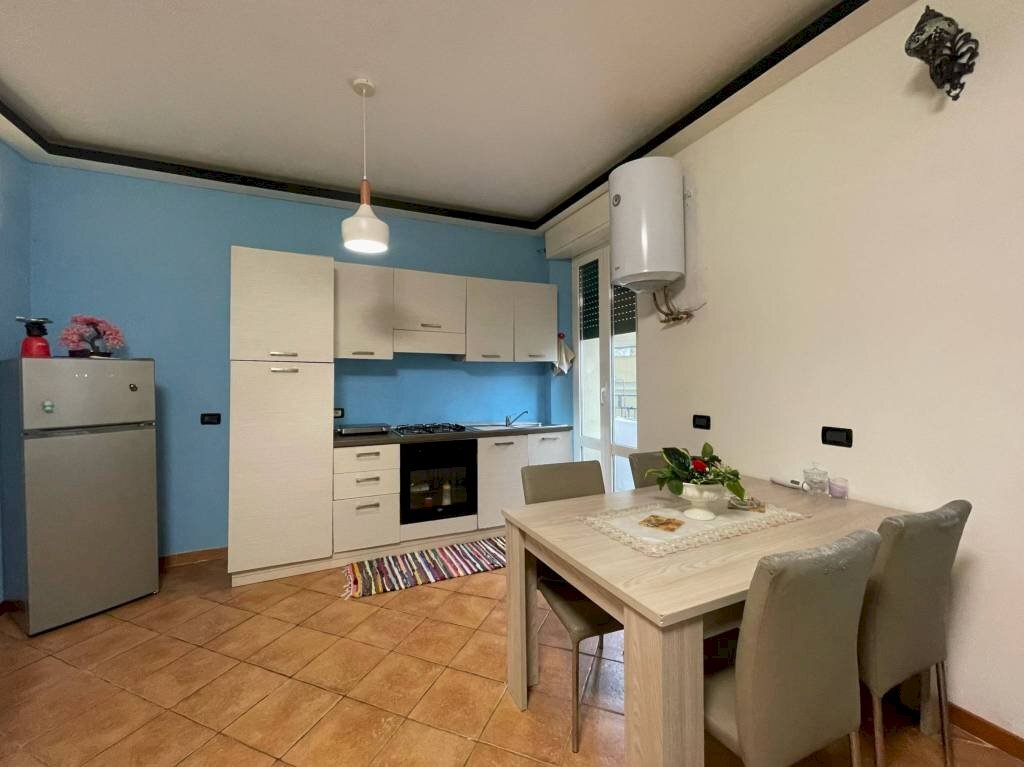 Cucina - Trilocale via Carlo Mirabello, Tortona - foto 3