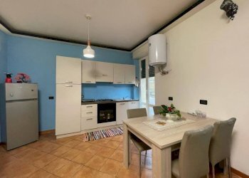 Cucina - Trilocale via Carlo Mirabello, Tortona - foto 3