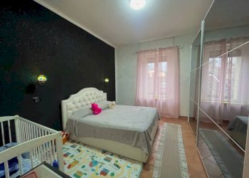 Camera da letto - Trilocale via Carlo Mirabello, Tortona - foto 7