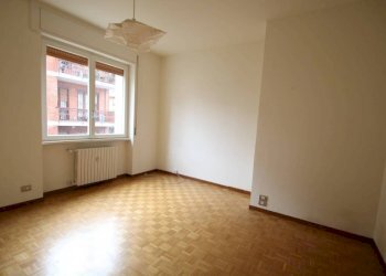 Camera da letto - Appartamento via Milano, 11, Bergamo - foto 13