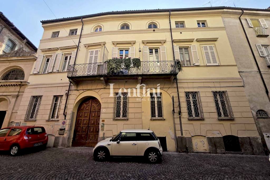 Facciata - Appartamento via Tommaso Morelli, 9, Casale Monferrato - foto 2