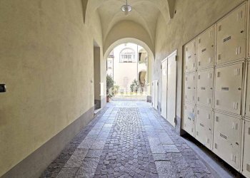 Interno palazzo - Appartamento via Tommaso Morelli, 9, Casale Monferrato - foto 4