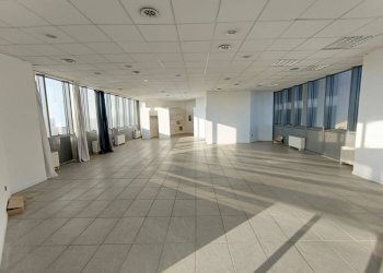 Foto 4 - Commercial Premises VIA G. CAPILUPI 21, MODENA, Modena - photo 4