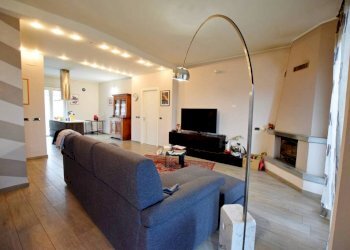 Salone - Villa via San Cristoforo, 15, San Michele Mondovì - foto 3