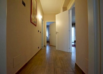 Corridoio - Villa via San Cristoforo, 15, San Michele Mondovì - foto 10