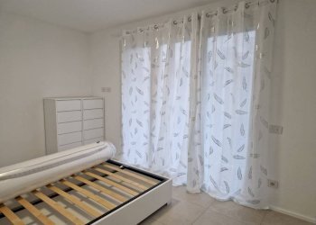 Camera da letto - Bilocale viale Luigi Borri, 134, Varese (zona Bustecche) - foto 9