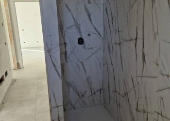 Bagno - Trilocale viale Luigi Borri, 134, Varese (zona Bustecche) - foto 9