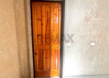 Hall / corridoio - Four-room apartment VIA GIACINTO FRANCIA
 
10, Trani - photo 7