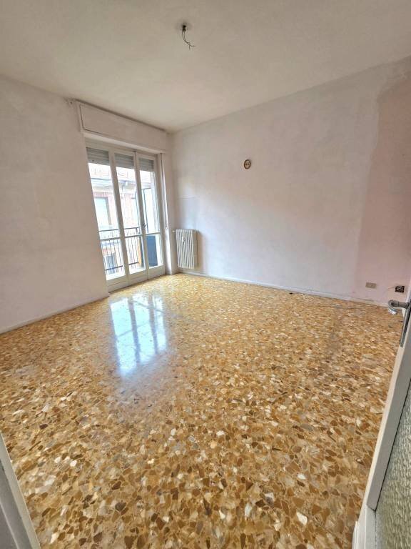 Cucina - Appartamento via Giambattista De Rolandis, Asti - foto 3