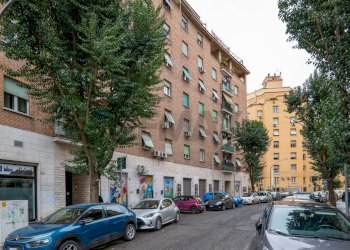 Edificio all\'aperto - Quadrilocale via evandro
 
10, Roma - foto 1