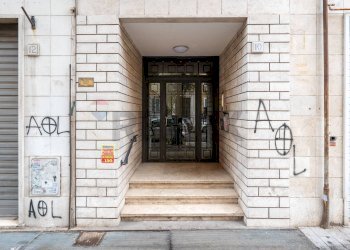 Edificio all\'aperto - Quadrilocale via evandro
 
10, Roma - foto 3