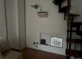 Stanza non arredata - Bilocale via Camillo Benso di Cavour, 59, Corsico - foto 13