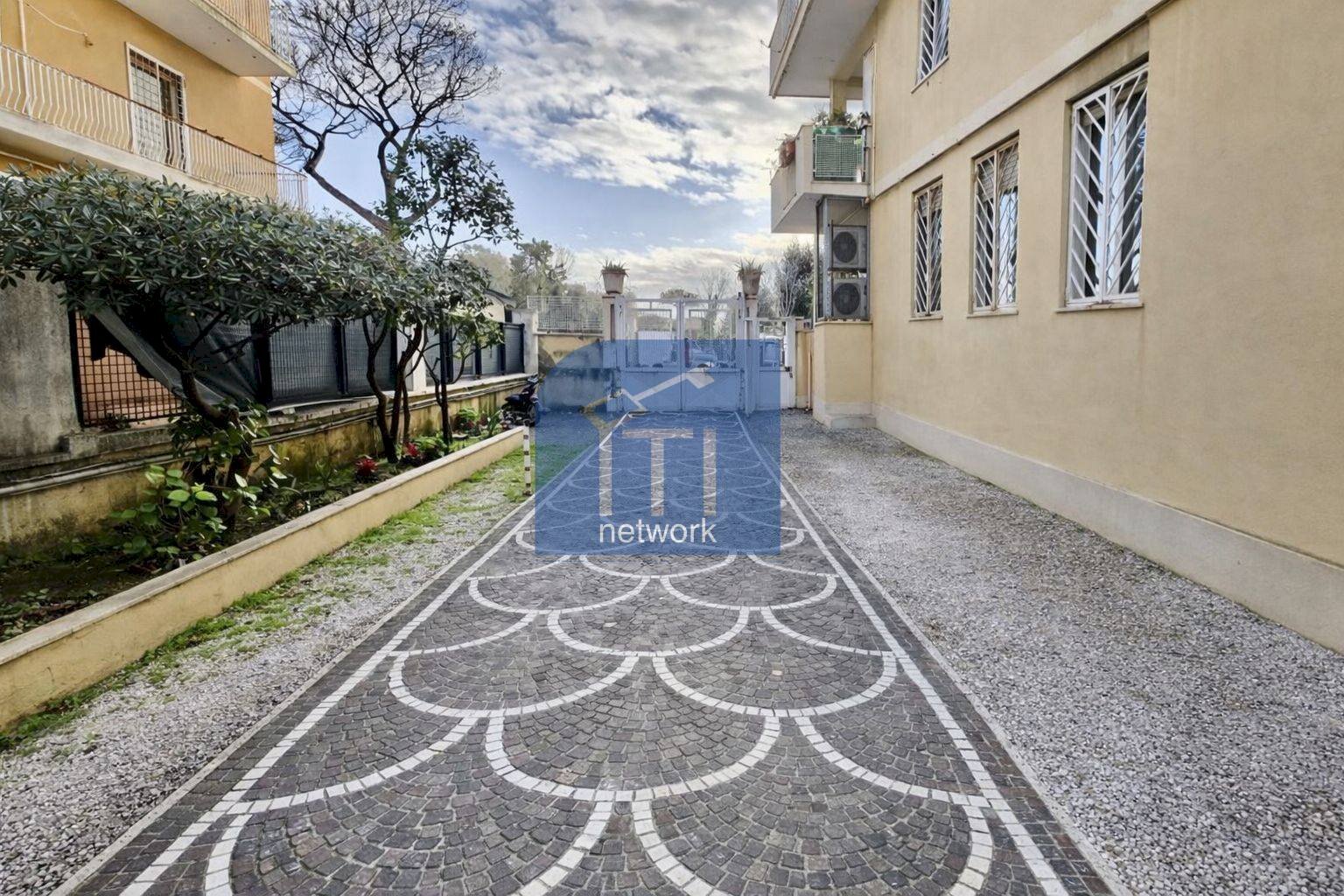 Foto 2 - Attic Viale Capitan Casella
 
3, Roma - photo 2