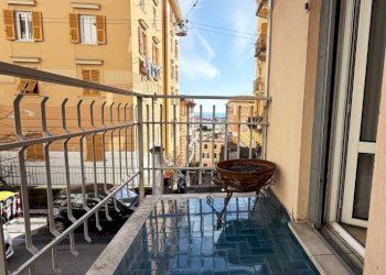 Balcone - Appartamento via Cesare Cabella, 26, Genova (zona Castelletto) - foto 9