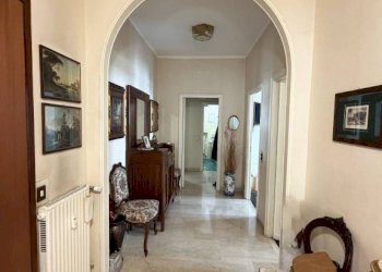 Ingresso - Appartamento via Cesare Cabella, 26, Genova (zona Castelletto) - foto 12