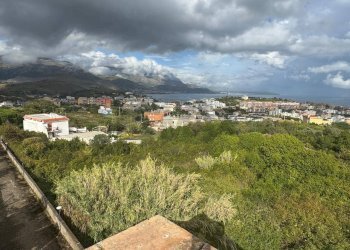Vista delle montagne - Casa indipendente VIA DEL COLLE
 
33, Gaeta - foto 27