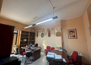 Sala da pranzo - Commercial Premises Giuseppe Romanelli
 
21, Minturno - photo 5