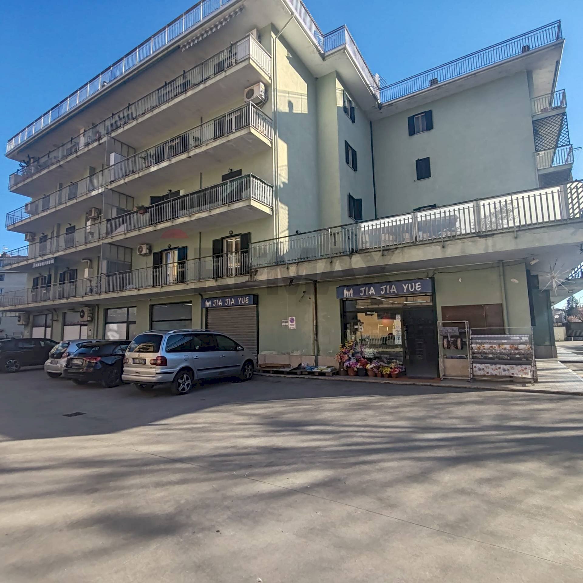 Edificio all\'aperto - Commercial Premises Via sferracalli
 
8, Cassino - photo 2