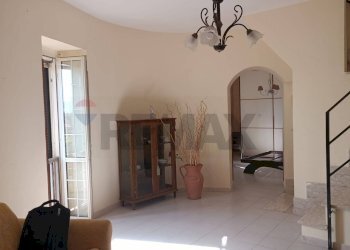 Soggiorno - Casa semi indipendente VIA DRITTO PORTICO
 
42, Minturno - foto 4