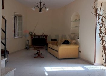Soggiorno - Casa semi indipendente VIA DRITTO PORTICO
 
42, Minturno - foto 9