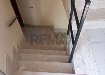 Scale - Casa semi indipendente VIA DRITTO PORTICO
 
42, Minturno - foto 19