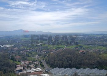 Vista delle montagne - Casa semi indipendente VIA DRITTO PORTICO
 
42, Minturno - foto 38