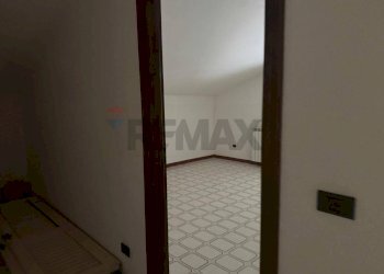 Stanza vuota - Independent house via g.ricci, Cassino - photo 21