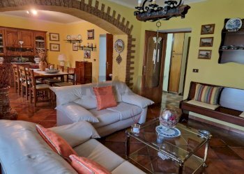 Sala da pranzo - Independent house VIA CRETA
 
3, Sant'Elia Fiumerapido - photo 6