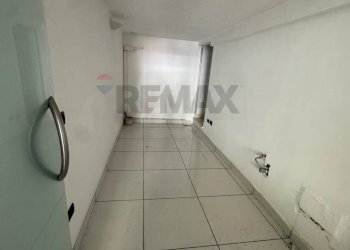 Stanza vuota - Commercial Premises Cassino - photo 4