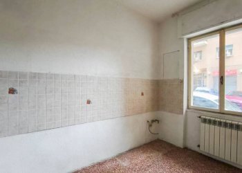 Cucina - Bilocale via Voltri, Genova (zona Voltri) - foto 3