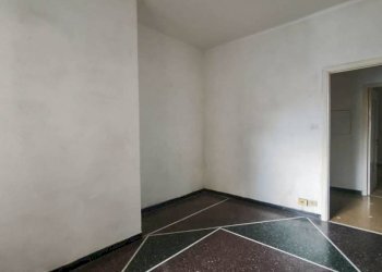 Camera da letto - Bilocale via Voltri, Genova (zona Voltri) - foto 14