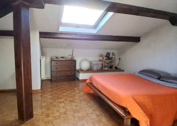 Camera da letto - Quadrilocale via Giovanni Paisiello, Firenze (zona Santa Maria Novella) - foto 12