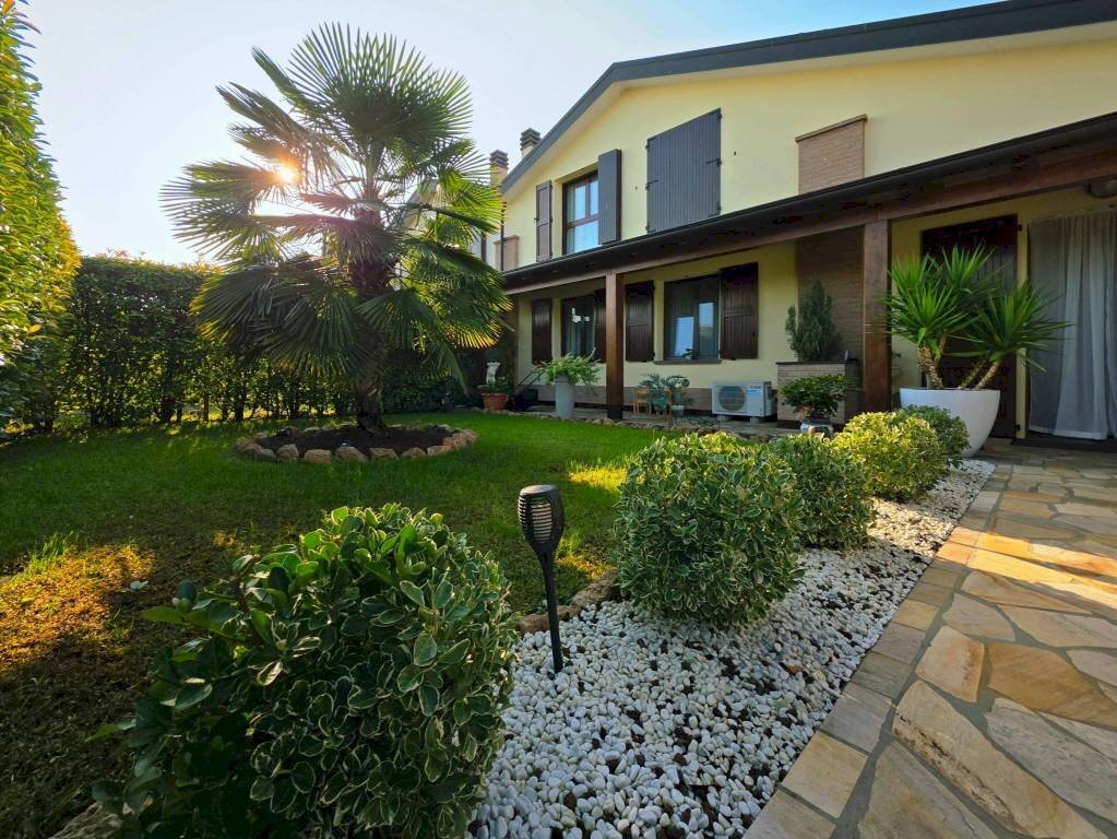 Giardino - Terraced Villa strada Campo Bo, Parma - photo 1