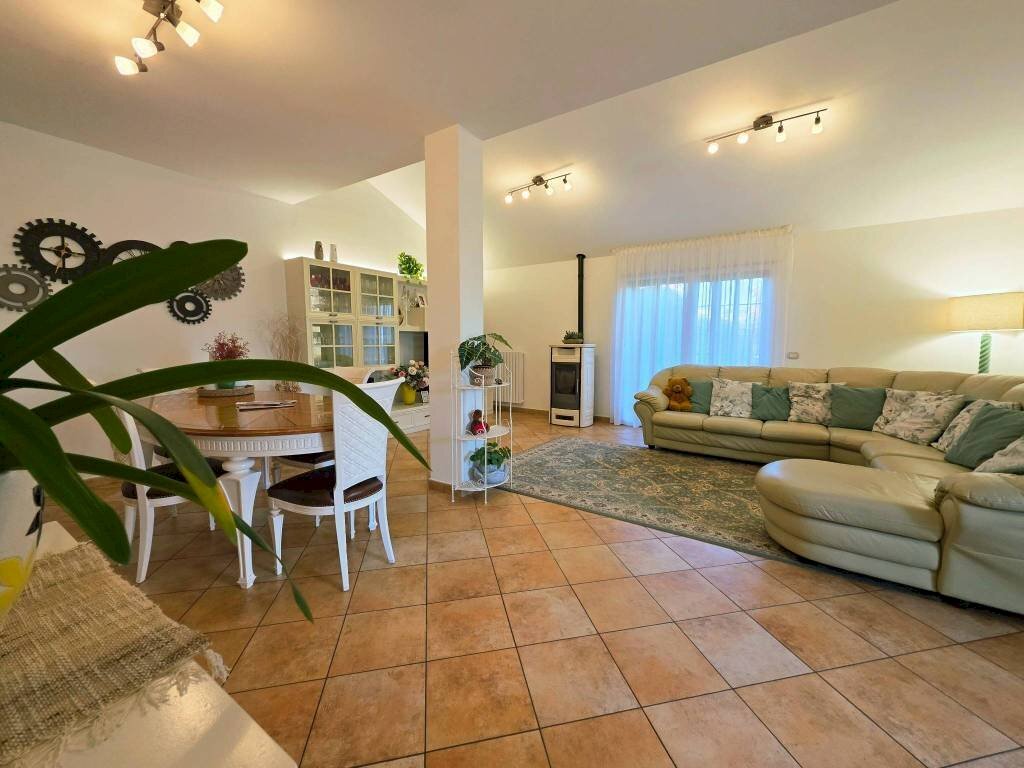 Salone - Terraced Villa strada Campo Bo, Parma - photo 3