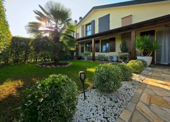 Giardino - Villa a Schiera strada Campo Bo, Parma - foto 1