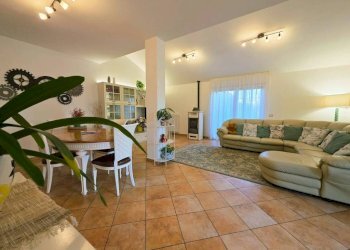 Salone - Villa a Schiera strada Campo Bo, Parma - foto 3