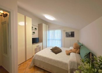 Camera da letto - Villa a Schiera strada Campo Bo, Parma - foto 8