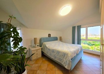 Camera da letto - Villa a Schiera strada Campo Bo, Parma - foto 11