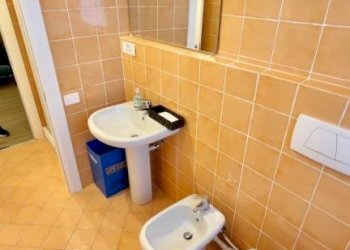 Bagno - Office via Alfonso Lamarmora, 17, Biella - photo 13