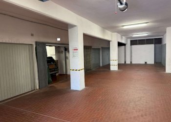 Box VIA DIVISIONE ACQUI, Genova (zona Quinto) - foto 1