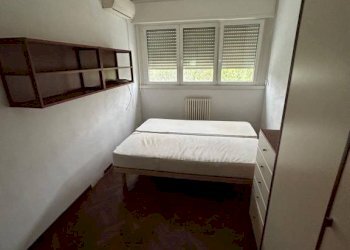 Camera da letto - Quadrilocale via Pietro Pomponazzi, Bologna (zona Mazzini) - foto 13