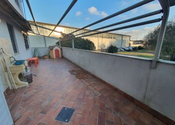 terrazzo - Trilocale via Manzoni, Crespiatica - foto 1
