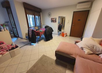 soggiorno - Trilocale via Manzoni, Crespiatica - foto 3